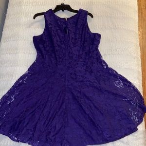 Danny and Nicole dress size 16 womens.